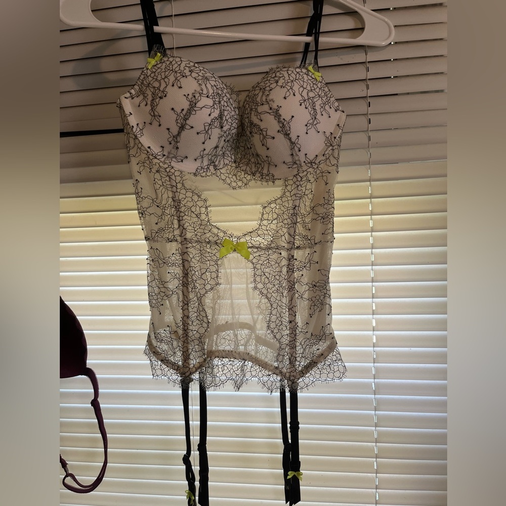 VS lingerie piece